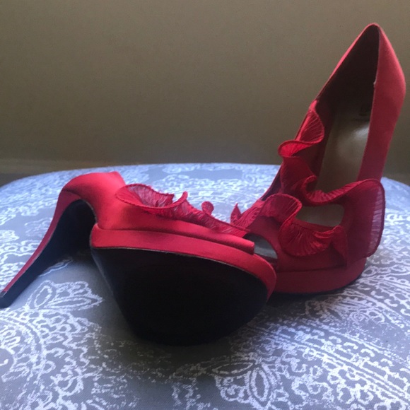 Baker red high heels - Picture 2 of 4